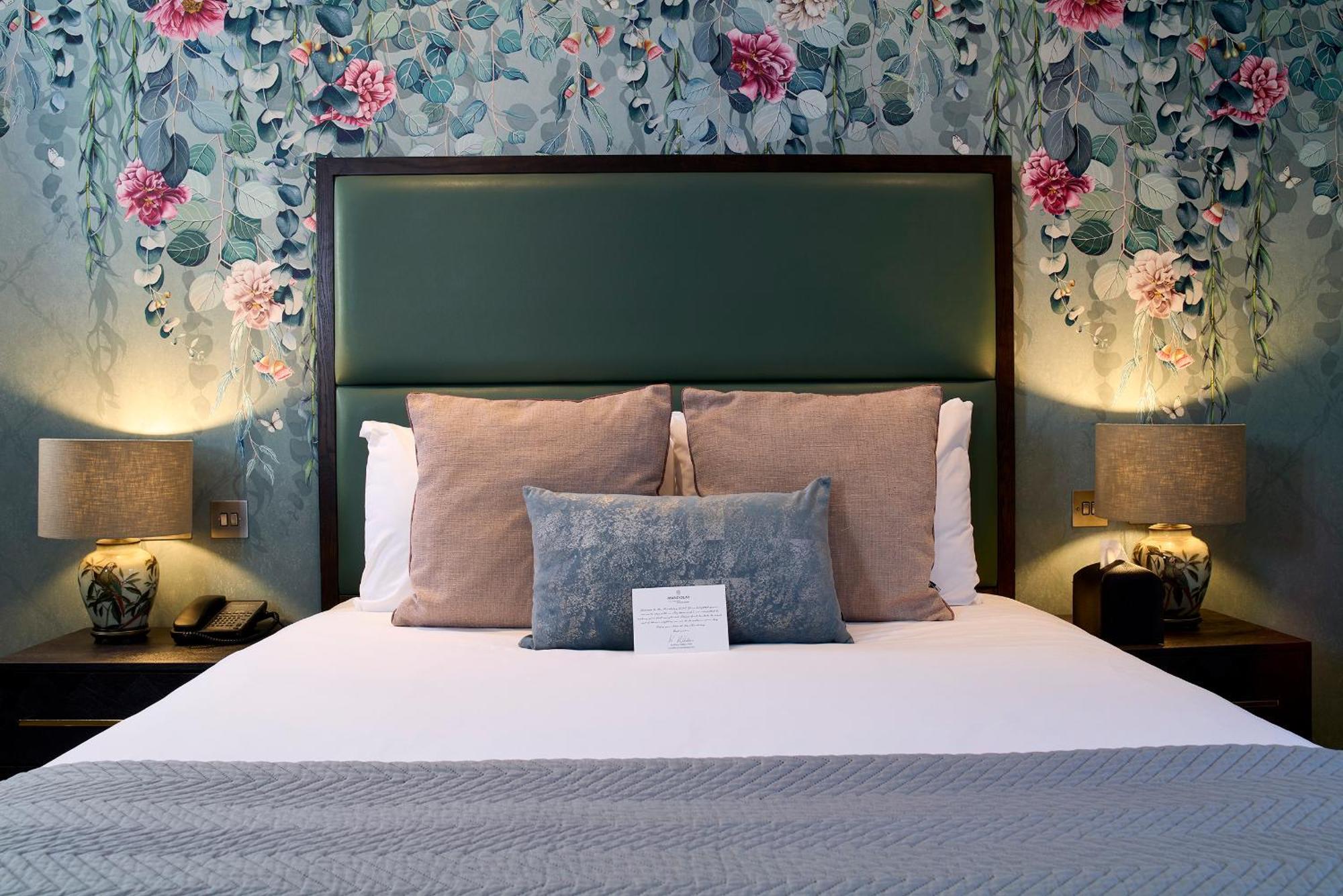 Mandolay Hotel Guildford Dış mekan fotoğraf